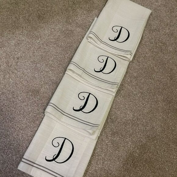 Set of 4 Elegant Cotton Napkins with Embroidered 'D' Monogrammed Dining Decor - Picture 2 of 5